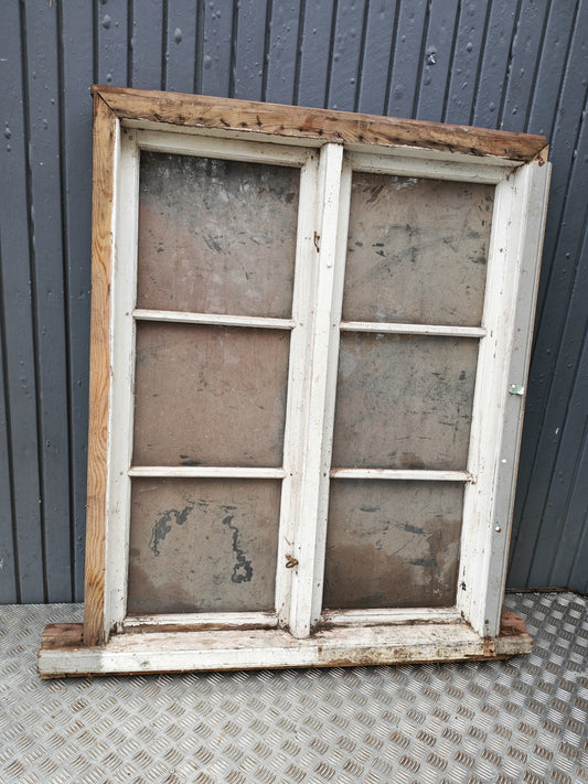 ART 26M 1ST B105,5  H130 D8,5  GAMALT GLAS  2500 KR