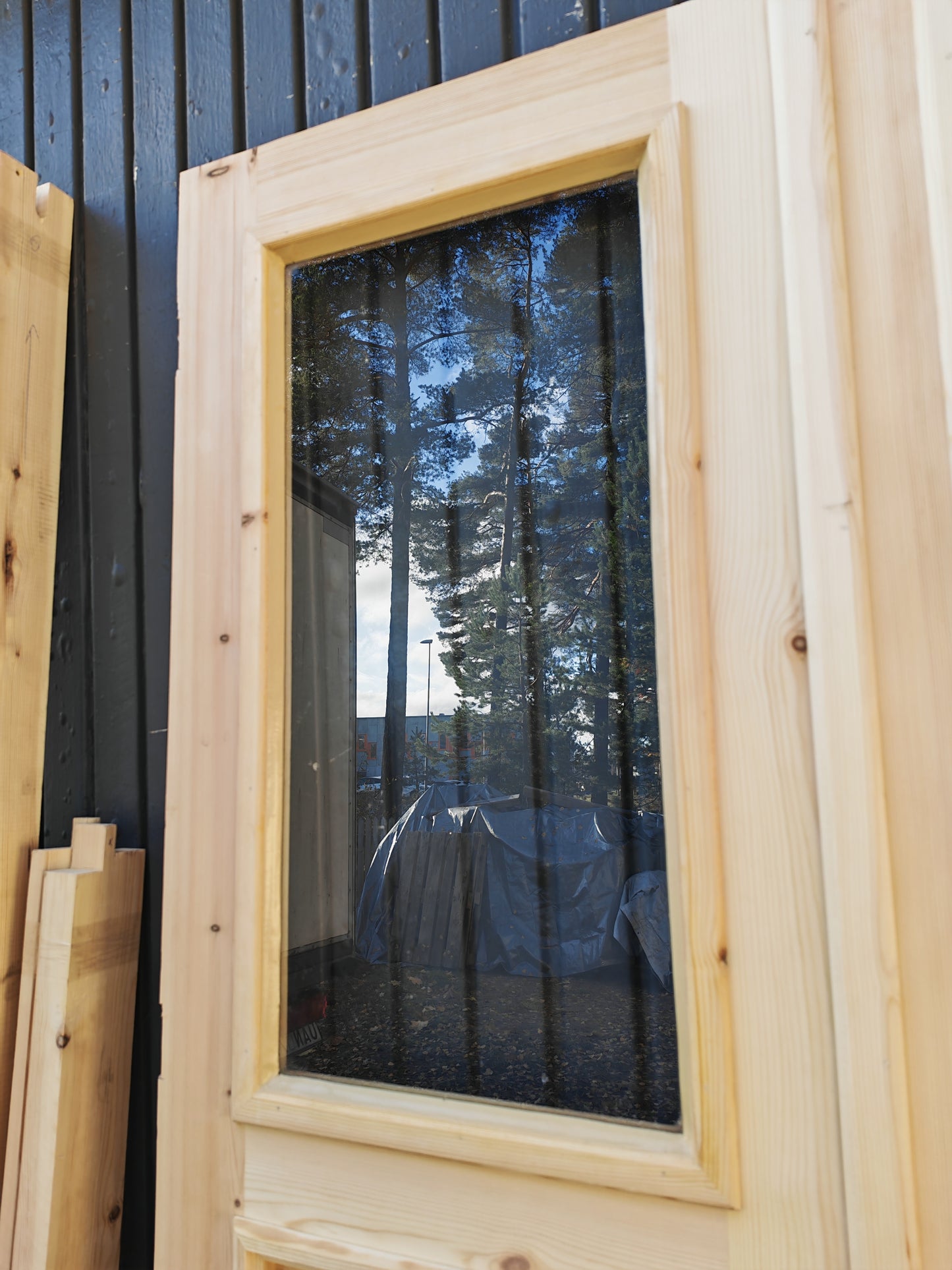 ART 3CA  B130 H200 DUBBEL GLAS 
PRIS 17000 KR 