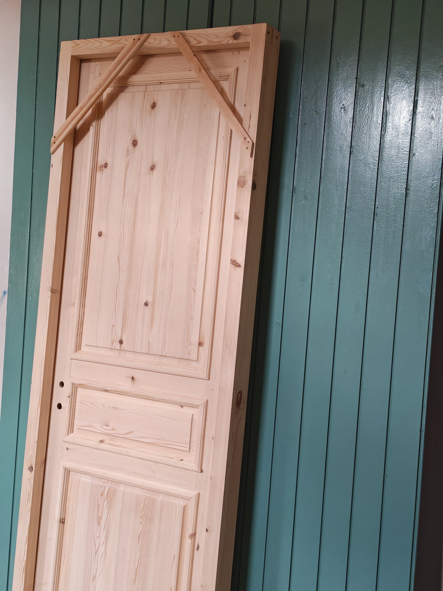 ART 90B   B79 H208,5 D9,5 VÄNSTER HÄNGD