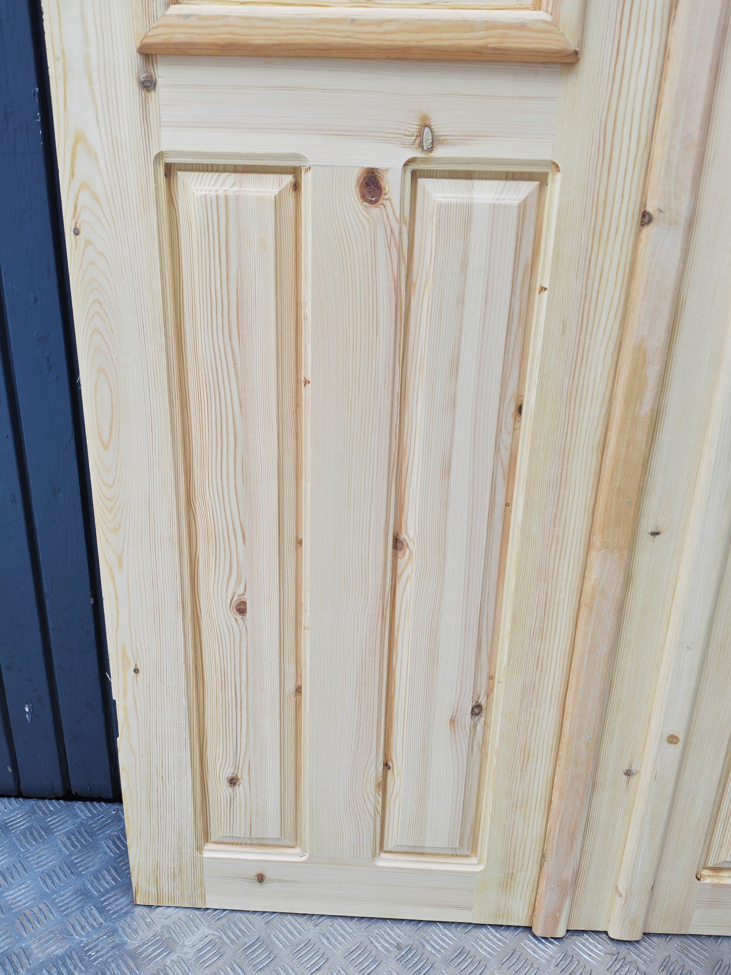 ART 6B  B120 CM  H210 CM BRÖSTNING 95 CM ÖPPNAS HÖGER 18000 KR