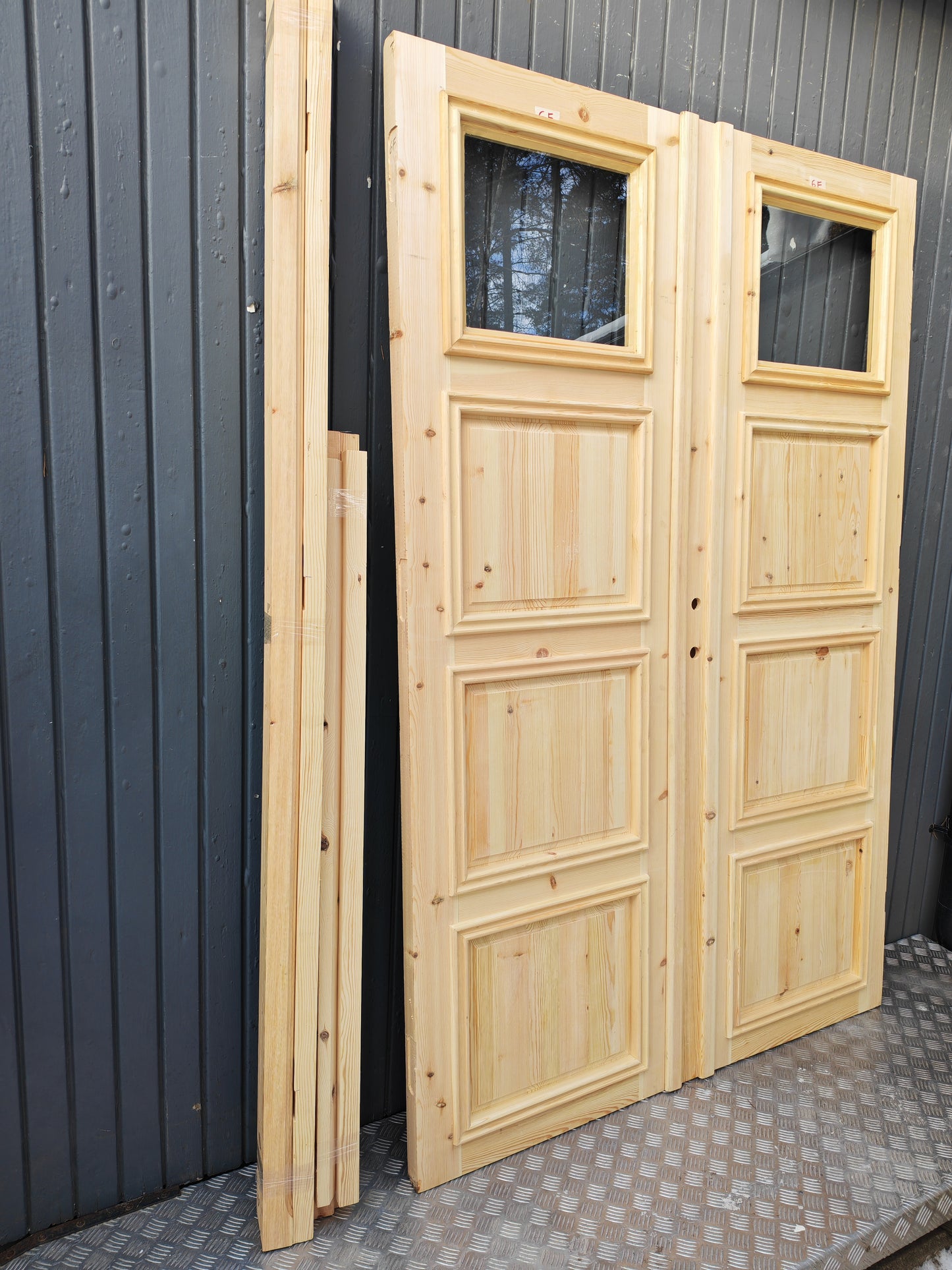 ART 6F  B140 H210  ÖPPNAS HÖGER PRIS 19500 KR