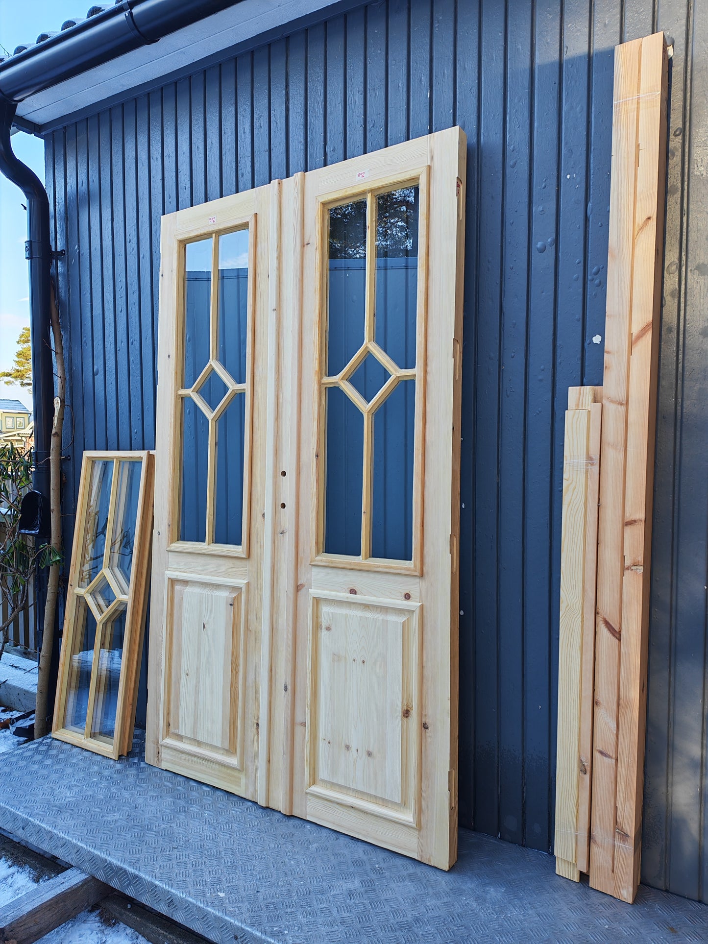 ART 800A B130 H210 BRÖSTNING 80 ÖPPNAS TILL HÖGER 24000kr