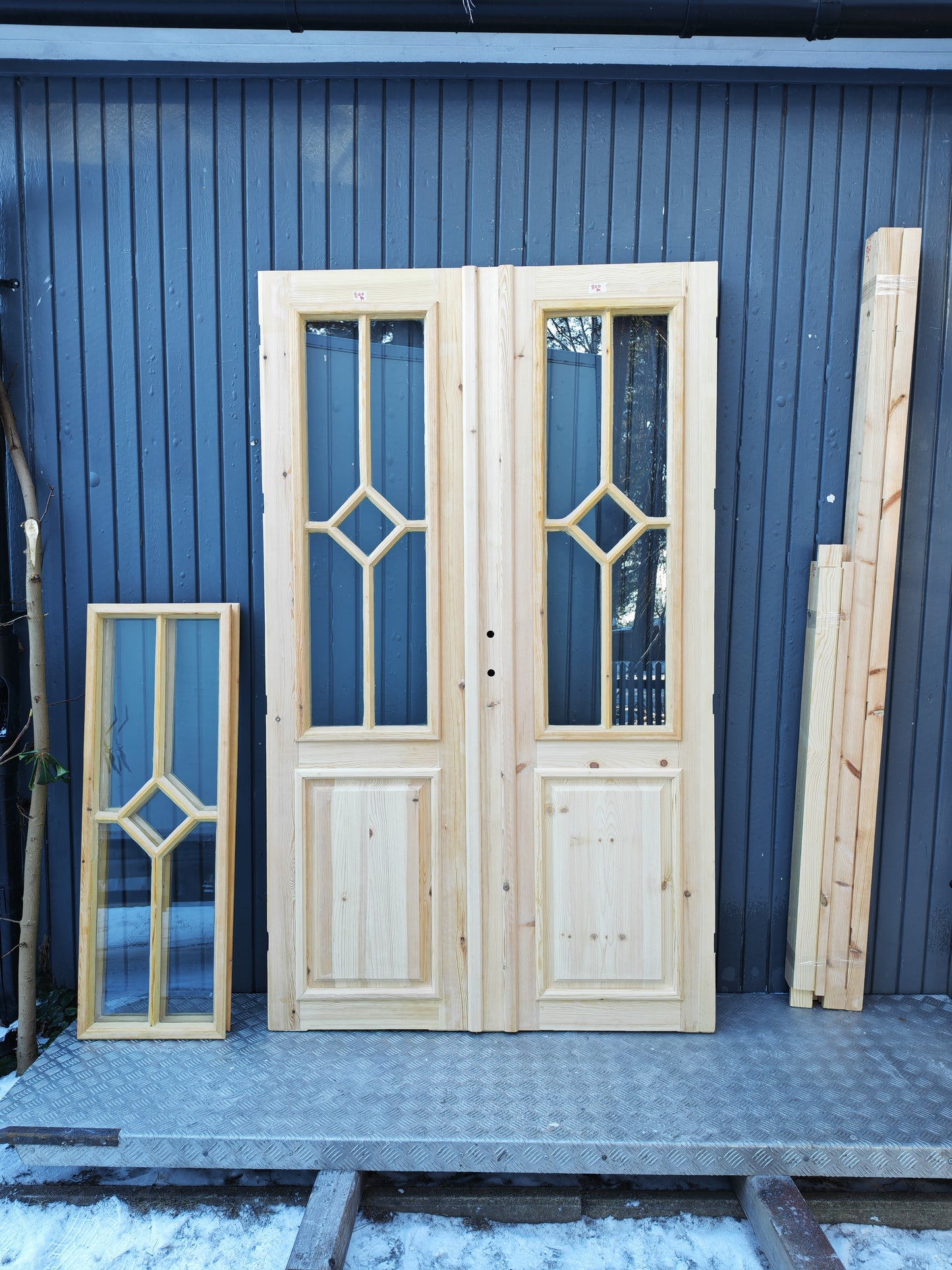 ART 800A B130 H210 BRÖSTNING 80 ÖPPNAS TILL HÖGER 24000kr