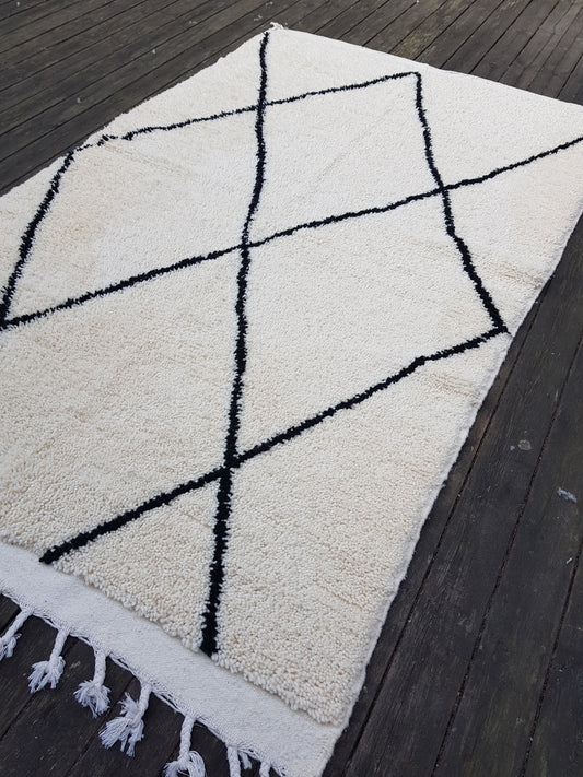 ART 402 B160 L250 PRIS 4000KR