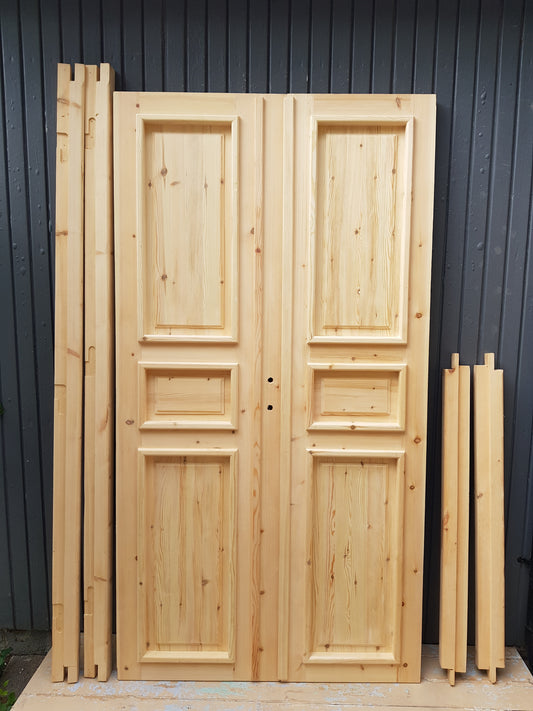 ART 705 B124 cm H 225 cm 15000 KR går att beställa