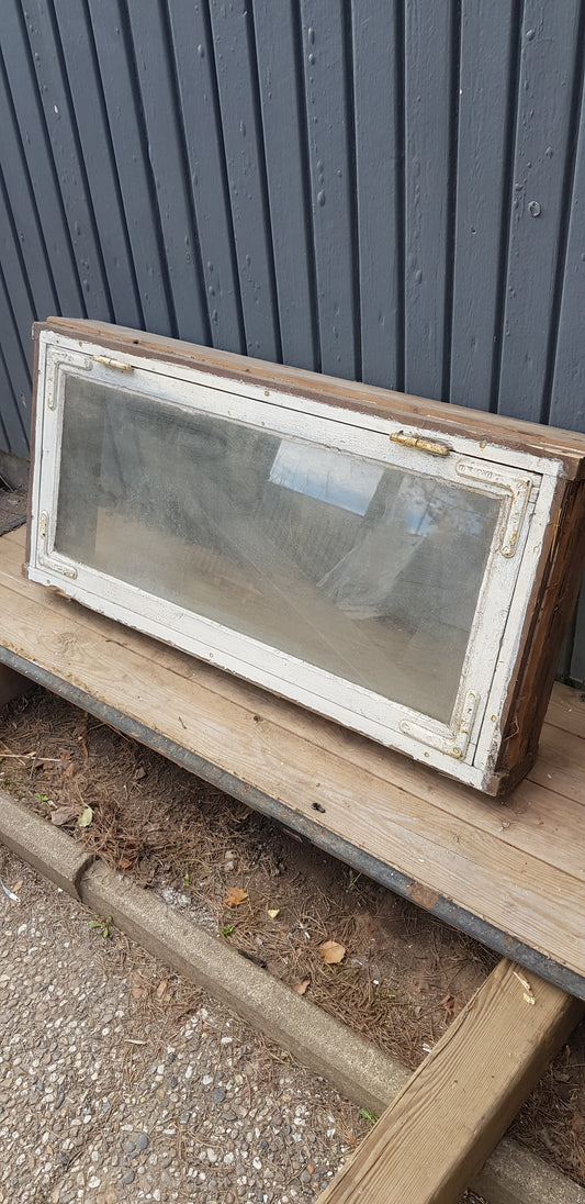 Art 01G B98 H47.5 D14 pris 2500kr