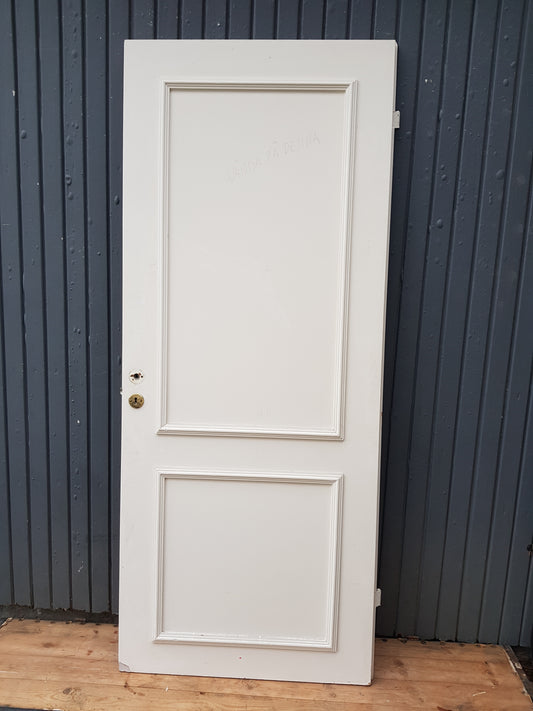 ART 777 B84.5 H202.5 D4 PRIS 2500 KR VÄNSTER