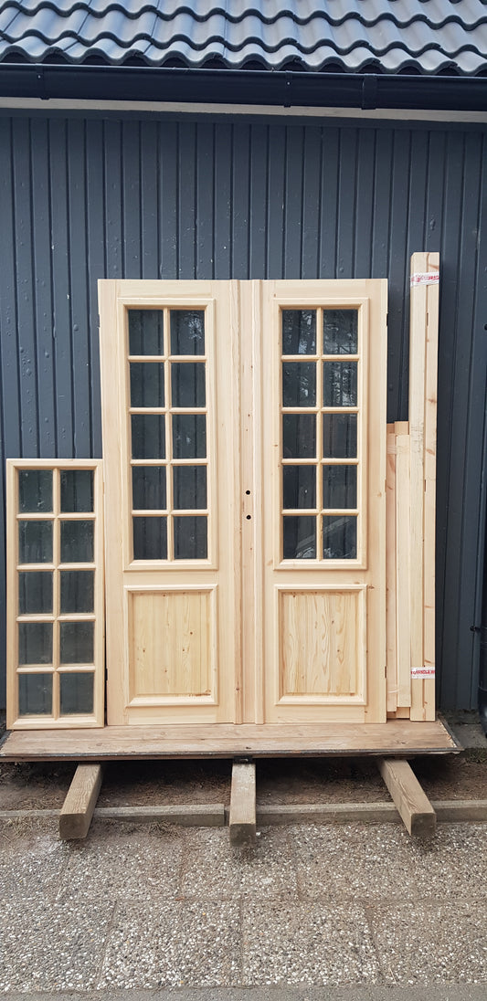 Art 819 b130 h200 br 68 16000 kr tillkommer 1000kr för låskista och gångjärn