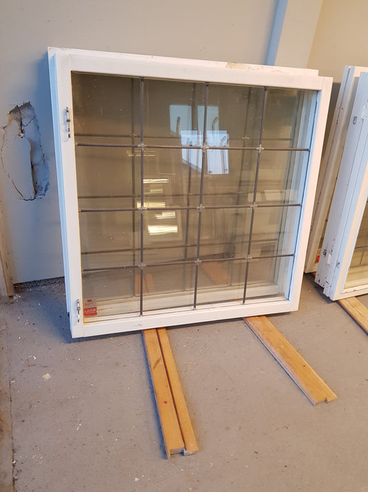 Art 834A b94 h92.2 2st 3500 kr st utan karm (Borlänge)