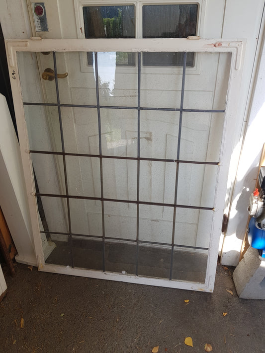 ART 690 B122 H99 PRIS 2000KR GAMMALT GLAS