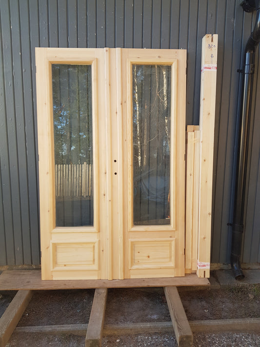 Art 820 b130 h200 br 42 pris 15000kr tillkommer 1000kr för låskista och gångjärn