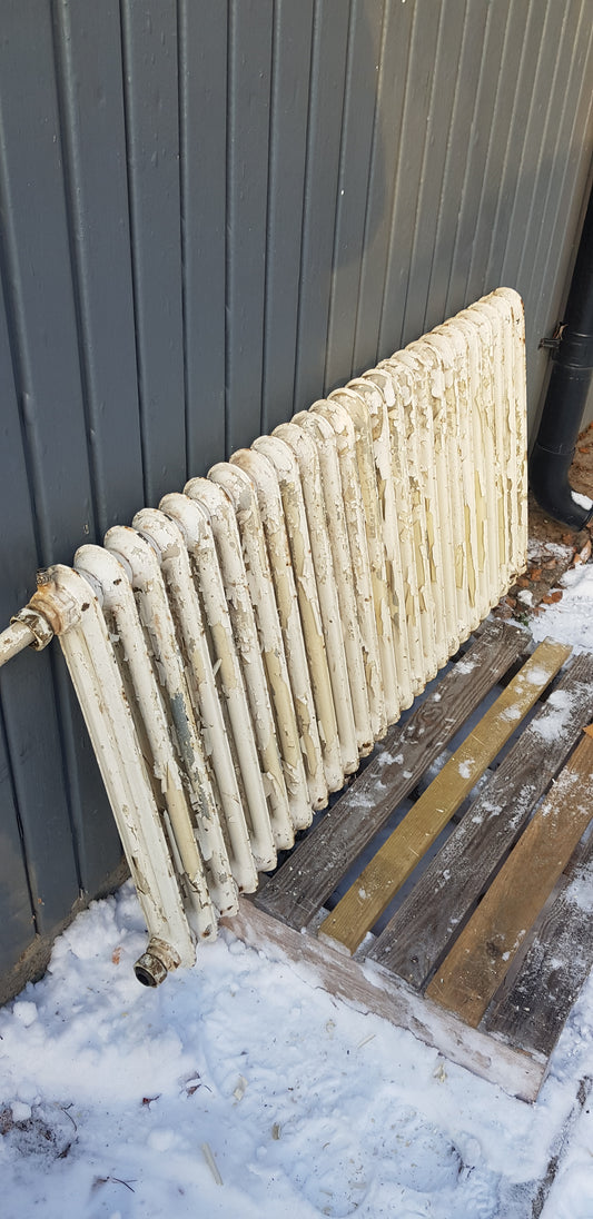 ARTIKELNUMMER 443 Fint gammal Element/Radiator B 110-120 H 60 D 8 Pris 1750KR