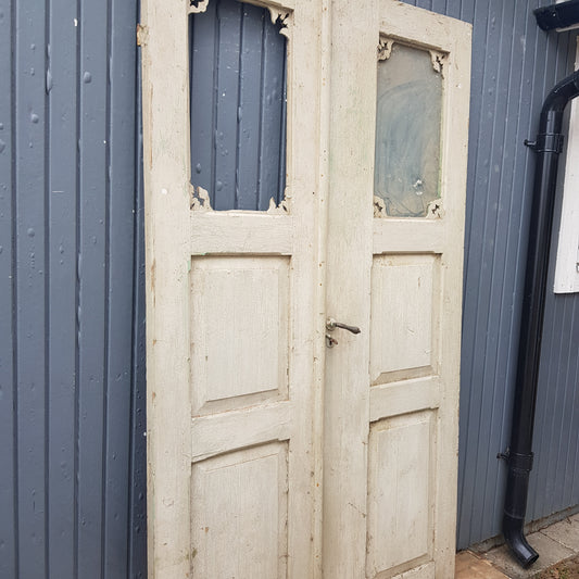 Art 12A äldre pardörr utan karm b67+56 h 211.5  D4 10000kr vi kan tillverka karm för 2000 kr
