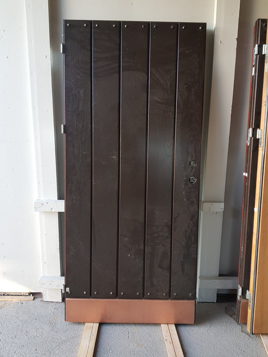 art 13 Ekstrand Dörr isolerad riktig tung dörr 9000 kr (BORLÄNGE)