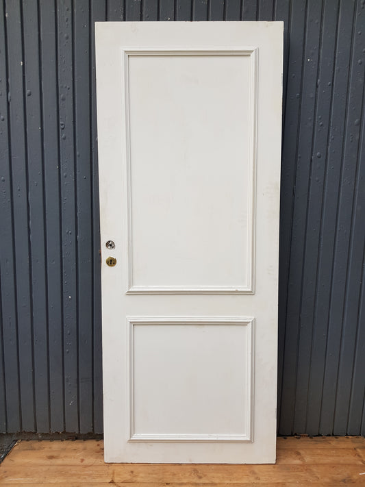 ART 770 B82.5 H204 D4 PRIS 2500 KR HÖGER