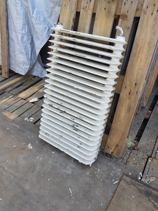 ART507. 1st.b100.h60.d20. b94.h60.d20.pris 2000kr