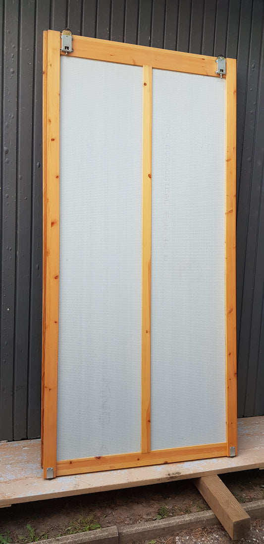 ART 711  Mått:  B101.5+101.5 cm H216 cm D3.5 cm Pris 6000 kr