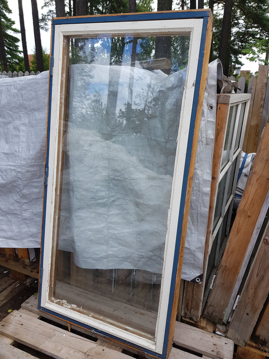 ART 667 B78.5 H158.5 PRIS 2500KR KOPPLAD