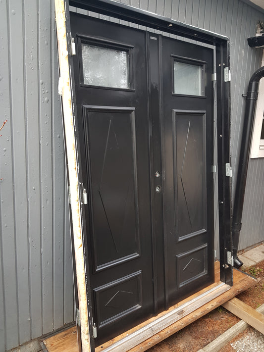 Art 811  b140 h210 pris 18000 kr 3glas