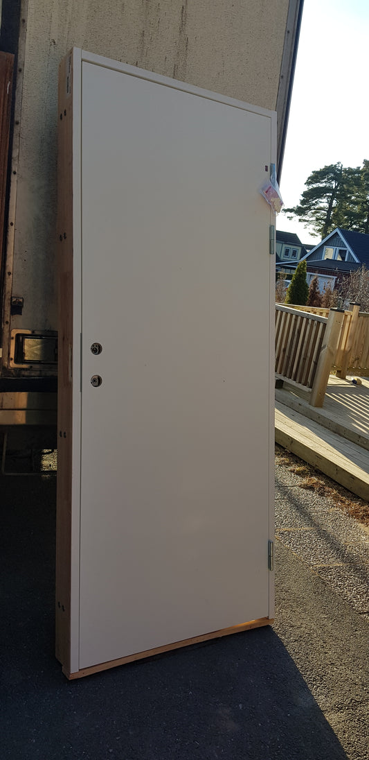 Art 8F b90 h210 höger ny ljudisolerad dörr 5500 kr daloc