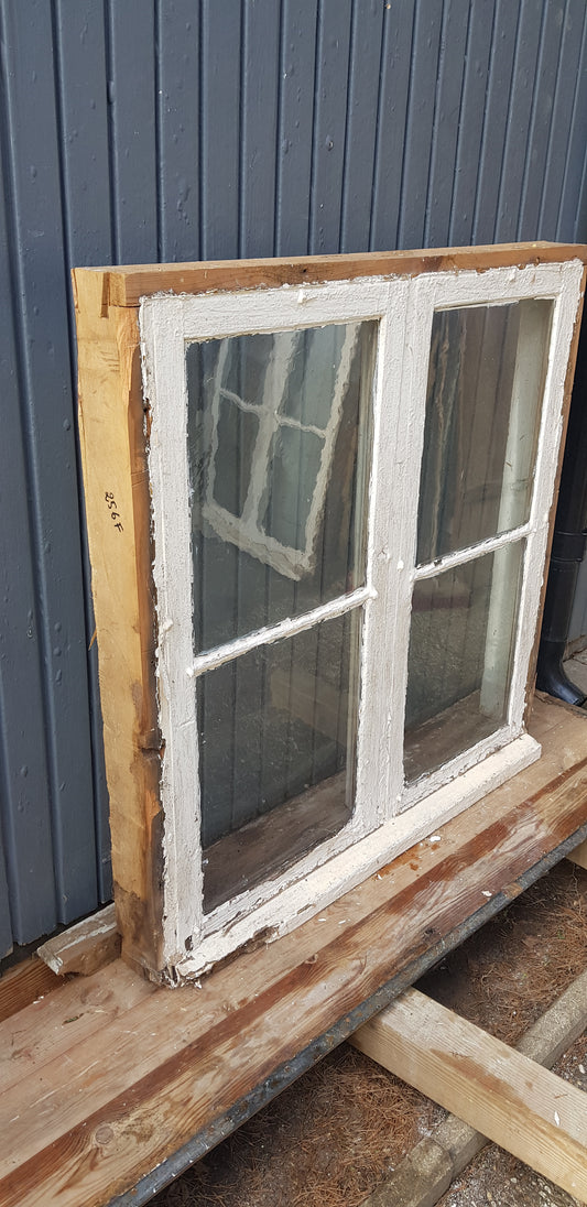 256F B103.5 h106 d10.5 munblåst 3000kr