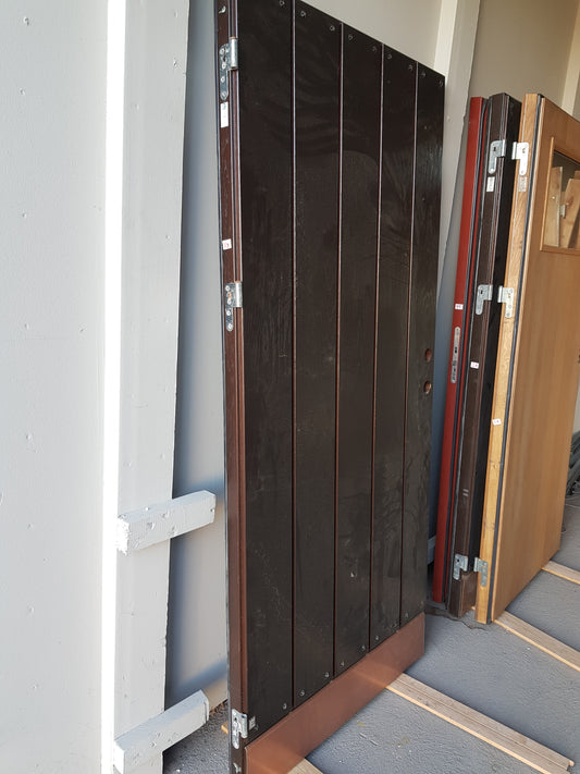 art 13 Ekstrand Dörr isolerad riktig tung dörr 9000 kr (BORLÄNGE)