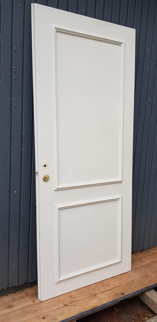 ART 776 B84.5 H202.5 D4 PRIS 2500 KR VÄNSTER