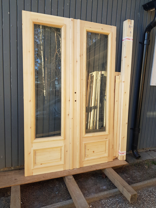 Art 820 b130 h200 br 42 pris 15000kr tillkommer 1000kr för låskista och gångjärn