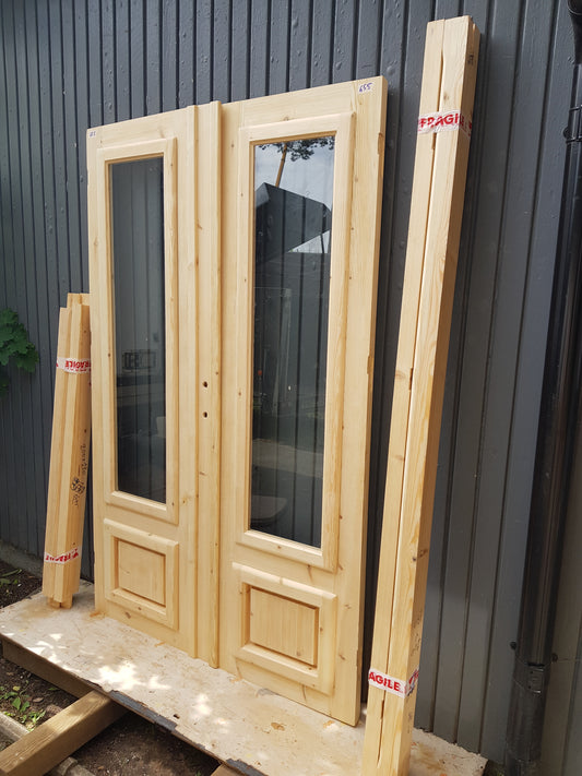 ART 655 Nytillverkad pardörr i gammal stil  Mått B130 x H200 cm Öppnas utåt Handtag på höger sida Pris 15000 kr  Tillkommer 1000 kr för gångjärn och låskista
