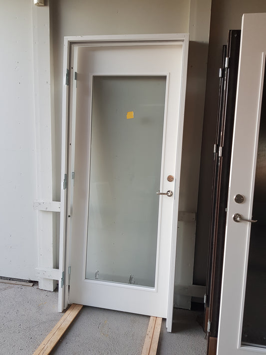 Art 833B b90 h210 vänster glas Nordic 5000 kr med karm (BORLÄNGE)