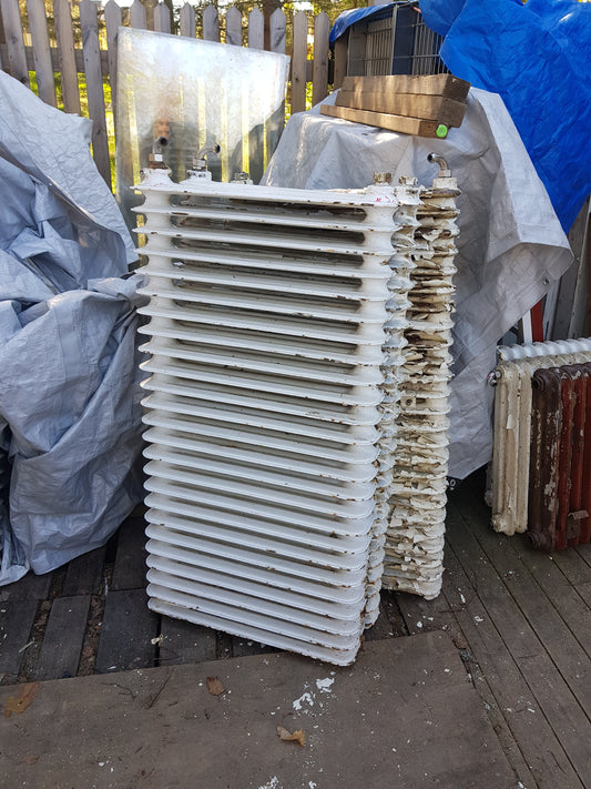 ART 497 3st b115 h60. b108 h58 pris 2500kr ST