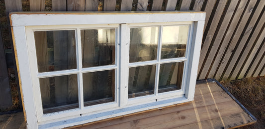 ART 745 1ST B110 H65 PRIS 3000 KR öppnas inåt