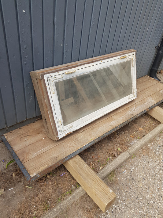 Art 01G B98 H47.5 D14 pris 2500kr