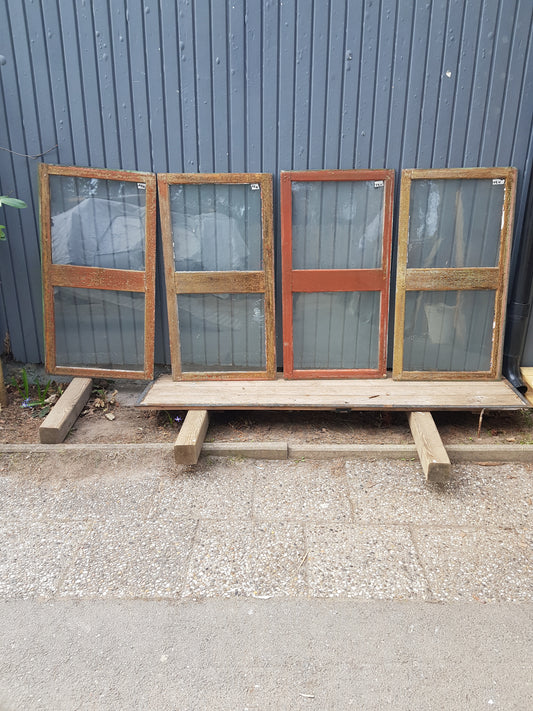 Art 01N 2st kvar B55.5 H107 D2.5 munblåsta 1000 kr st