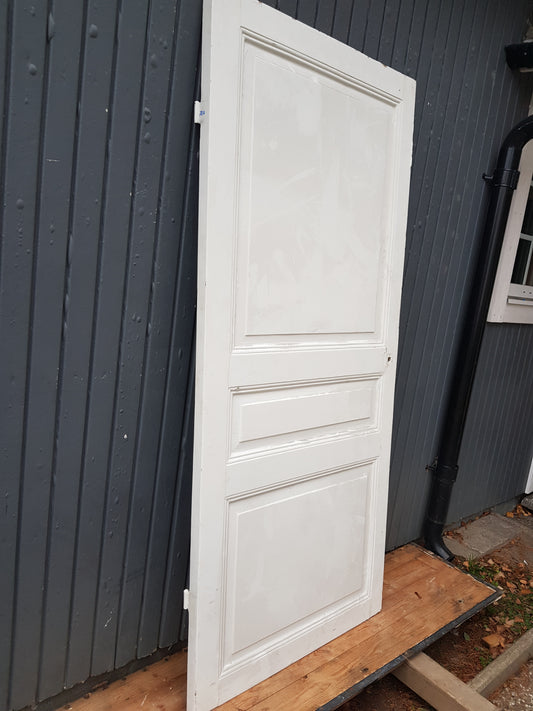 ART 780 B87 H195 D4 PRIS 2500 KR HÖGER