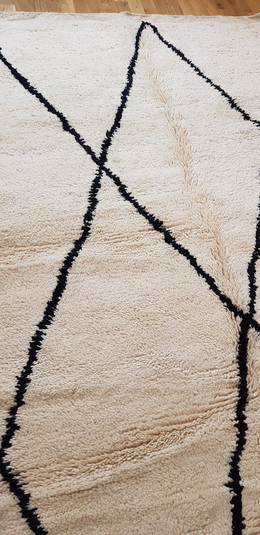 ARTIKELNUMMER 394 Helt ny handknuten Beni ourain ull Matta. 