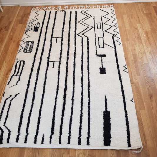 ARTIKELNUMMER 396 Helt ny handknuten Beni ourain ull Matta. 