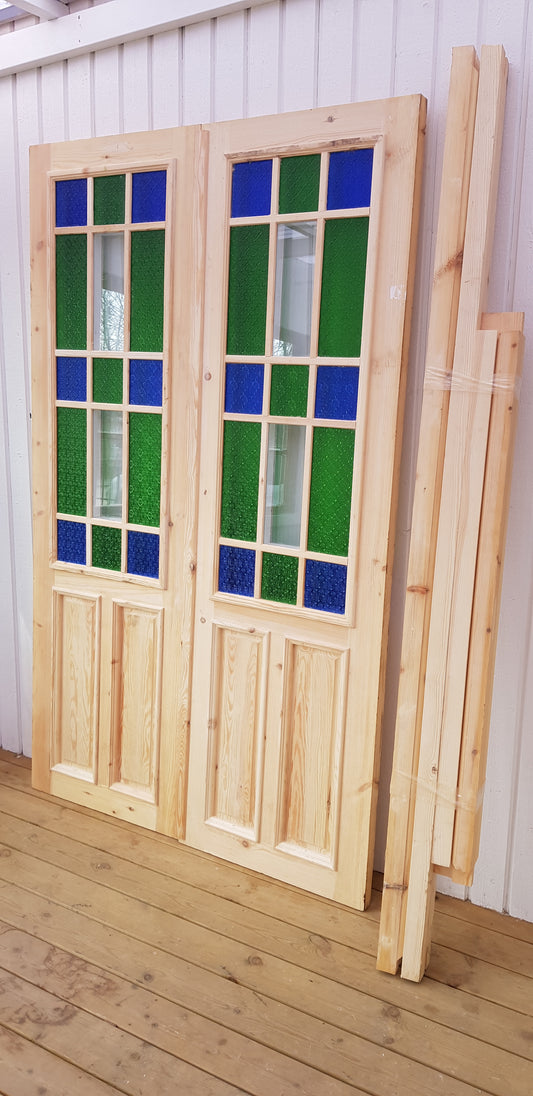 Art 33U  Ny pardörr i gammal stil med dubbelt glas inklusive karm B140 cm H210 cm BR 80 cm pris: 17000 kr