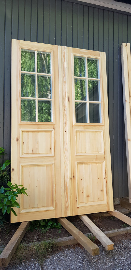 Art 33S Ny pardörr i gammal stil med dubbelt glas inklusive karm B130 cm H210 cm pris: 17000 kr